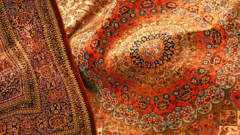 قالیشویی در آتشگاه اصفهان