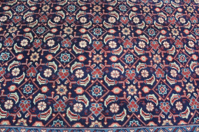 قالیشویی در خیام اصفهان