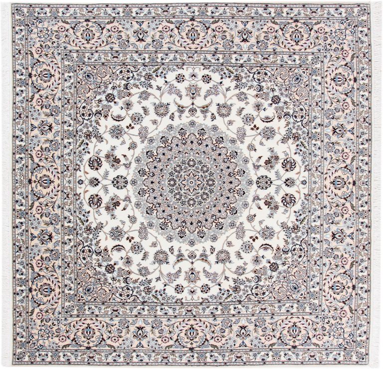 قالیشویی در اطلس خانه اصفهان